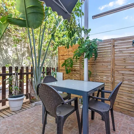Apartman Home2book Relaxing & Terrace In