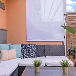 公寓 Home2book Relaxing & Terrace In